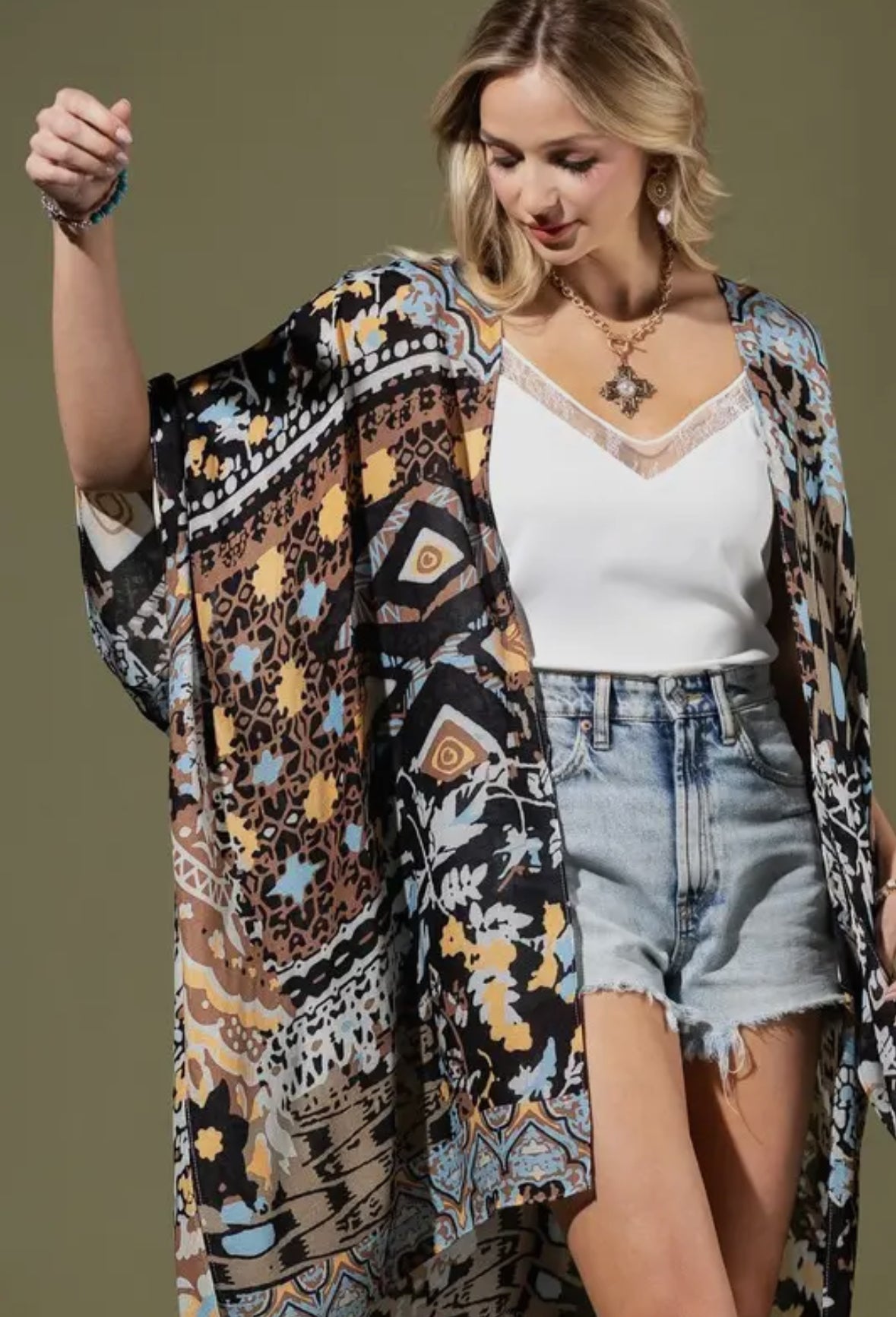 The Moonbeam Kimono