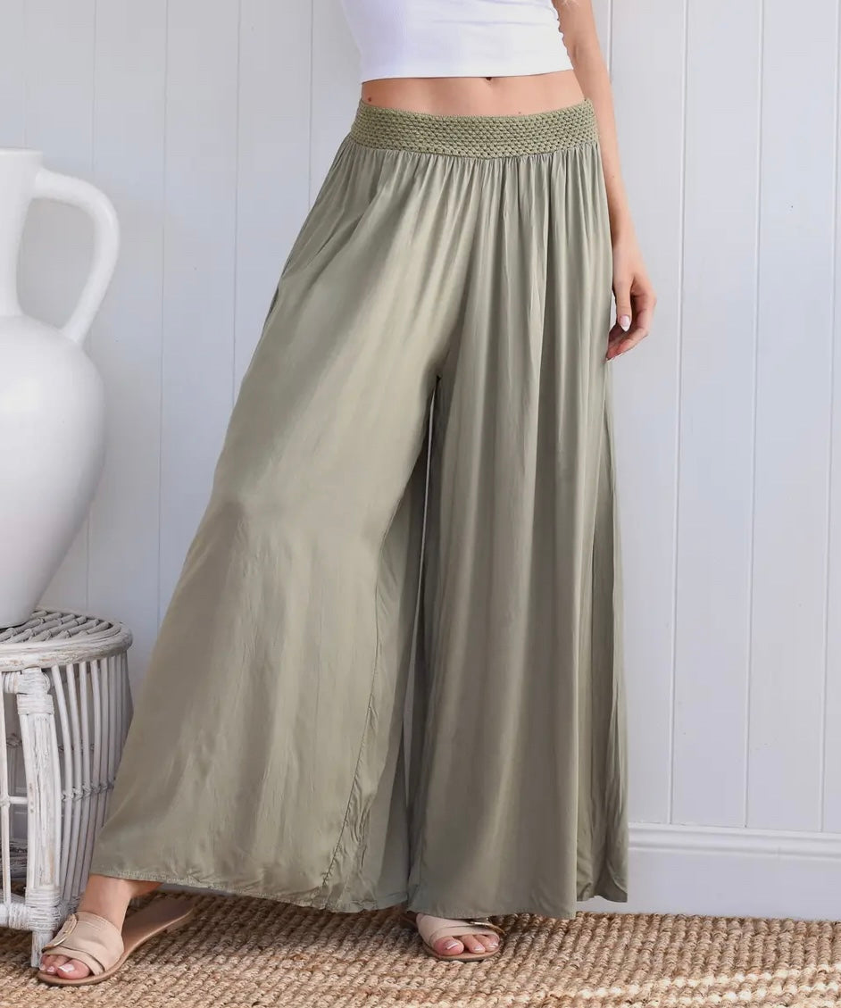 The Khaki Pant